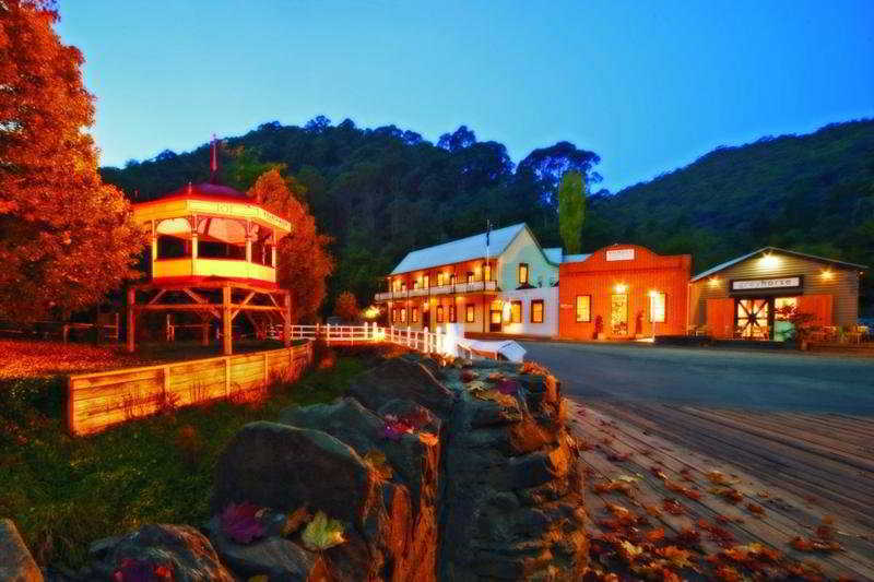 Walhalla'S Star Hotel Buitenkant foto